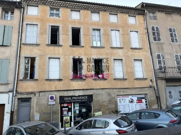 Immeuble 349 m²
