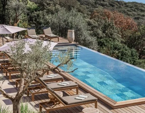 Villa 8 pièces 300 m²