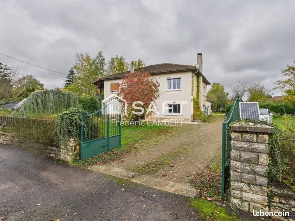 Maison 5 pièces 219 m²
