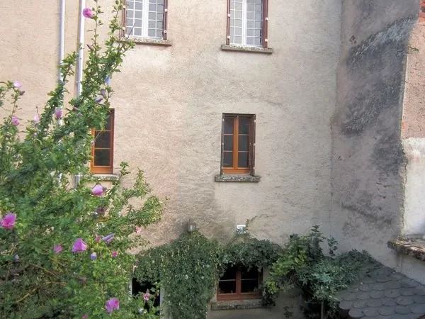 Maison de village avec jardin clos
