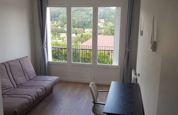 Chambre de 12.69 m2 dans une colocation dans un appartement