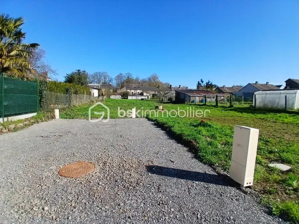 Terrain 232 m²