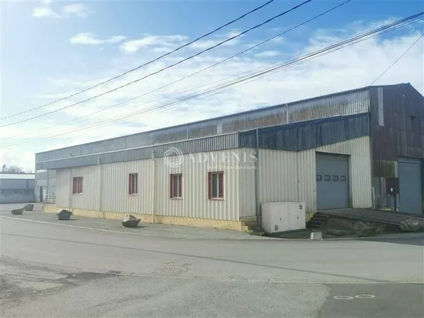 Local d'activité 440 m²