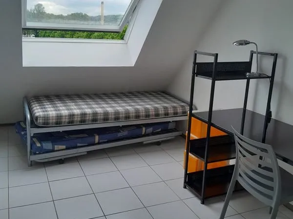 Chambre meublée chez l'habitant