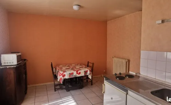 Studio meublé 24m² à Brive-la-Gaillarde - Proche gare