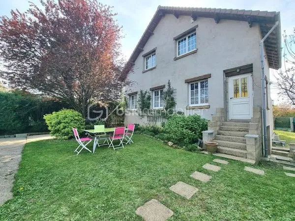 Maison 7 pièces 160 m²