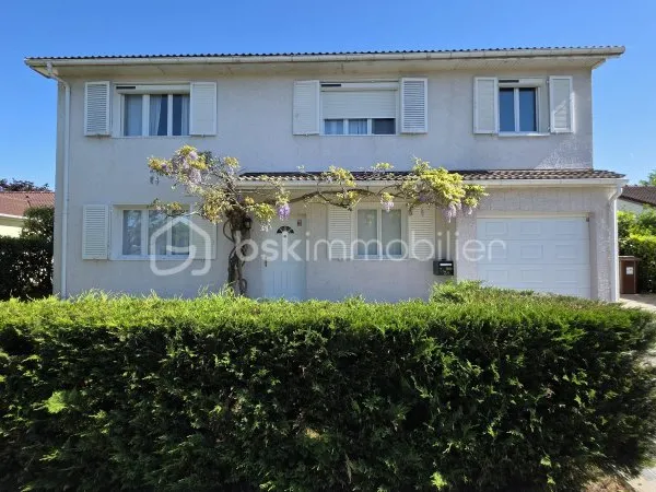 Maison 6 pièces 110 m²