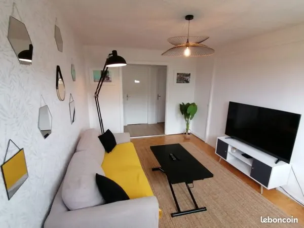 Belle chambre dans colocation de 3 à proximité des transports