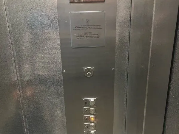 Stationnement Location Paris   9900€
