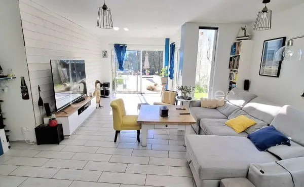 Maison 8 pièces 172 m²