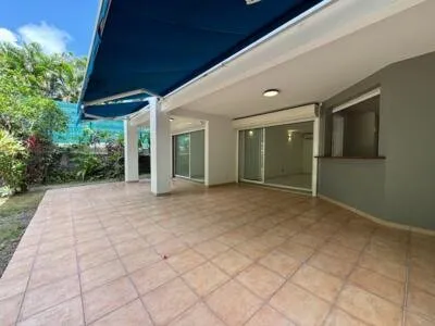 À vendre - Appartement T4 en rez-de-jardin avec studio indépendant