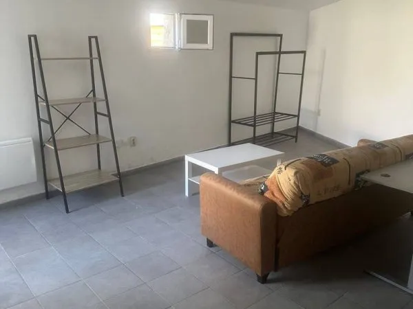 Studio 1 pièce 29 m²