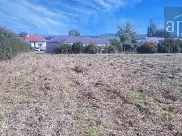 Terrain constructible 2935 m²