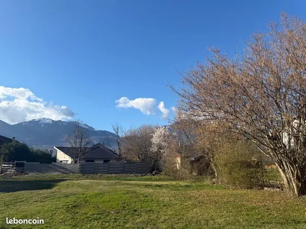 Terrain constructible