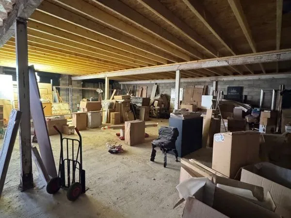 Local d’activité et entrepôt Location Saint-Christol-lez-Alès  50m² 395€