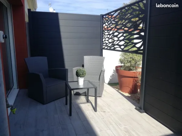 STUDIO MEUBLÉ à LA ROCHELLE