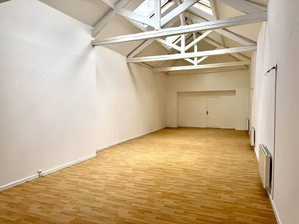 Appartement 1 pièce 80 m²