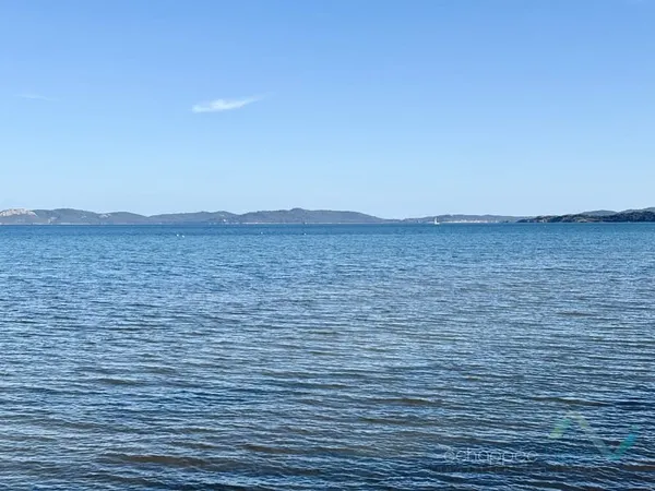 VENTE VILLA LA CAPTE EN PLEINE PROPRIETE A 50 m DE LA PLAGE