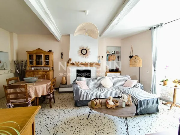 Maison de village en pierre avec vue imprenable à Sumène