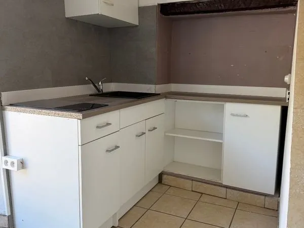 Studio 1 pièce 28 m²