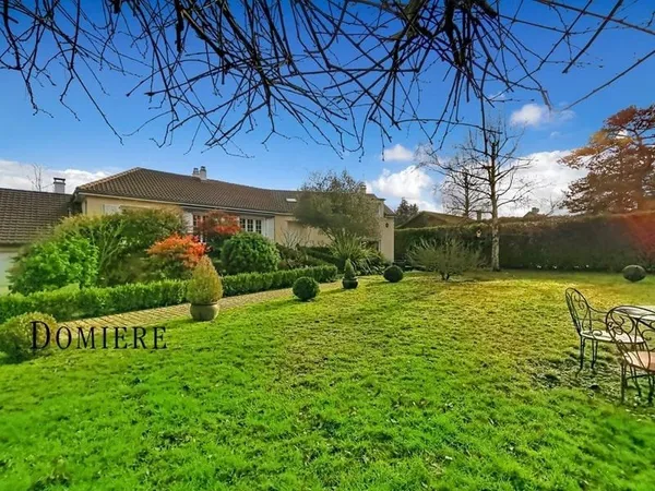 Maison 200 m², 5 chambres, terrain 2.855 m²