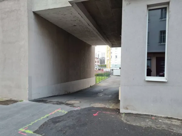 Parking 11 m²