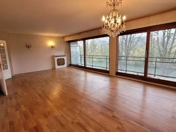 Appartement 2 pièces 91 m²