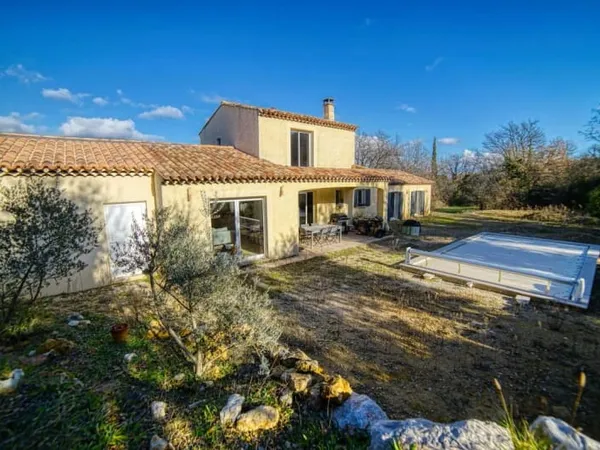 Maison 5 pièces 161 m²