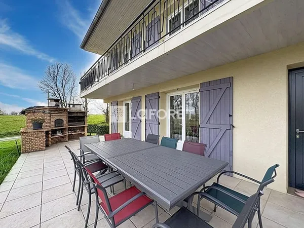 MAISON JAYAT