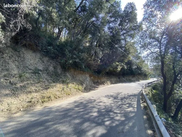 Terrain 1955 m² MENTON