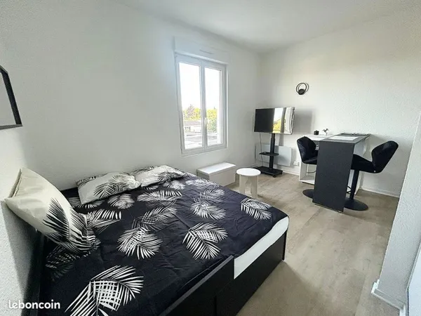 Studio meublé 18 m²- devant Hôpital du Mans - Disponible immédiatement