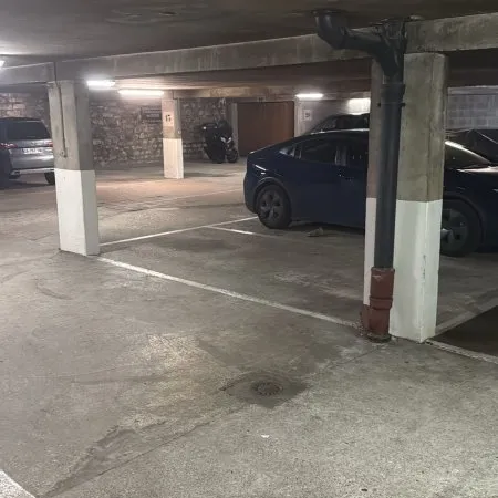 Loue parking