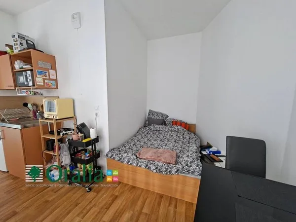 Studio 1 pièce 25 m²