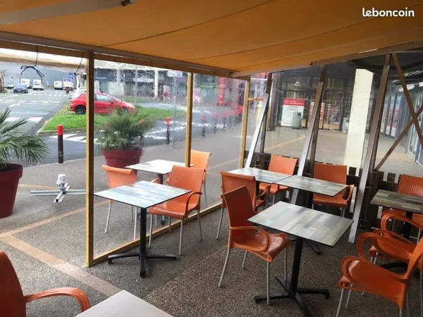 Bar/Restaurant
