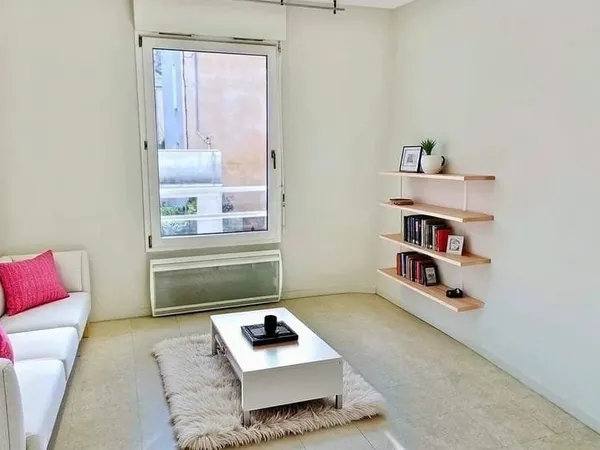 A LOUER - NANTES ST CLEMENT - STUDIO DE 18.39 M² IDEAL ETUDIANT