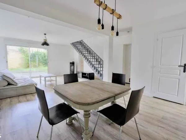 Maison 6 pièces 100 m²