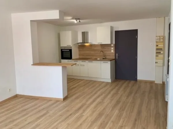 APPARTEMENT TYPE 2 RENOVE