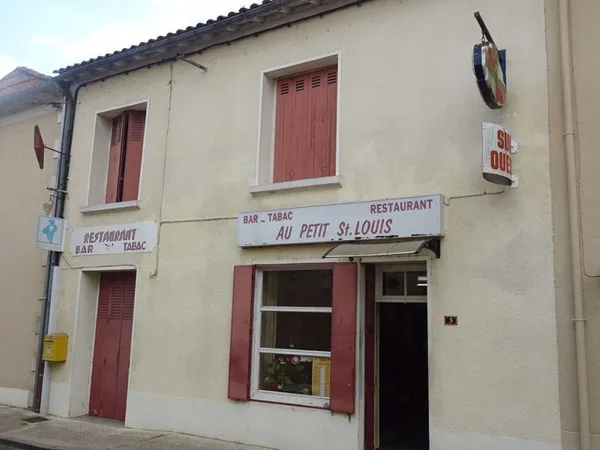 Commerce + appartement - Saint Louis En L' Isle - 8 pièce(s) 215 m2