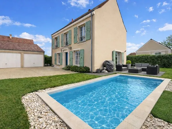 Maison 7 pièces 176 m²