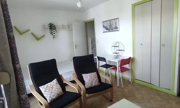 Studio 1 pièce 24 m²