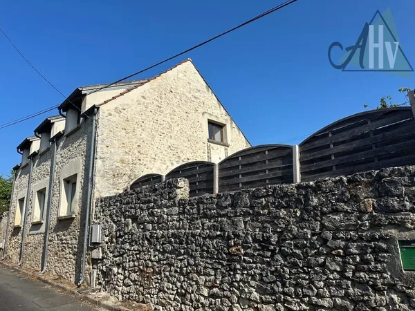 77 - Maison ancienne proche Bray sur Seine