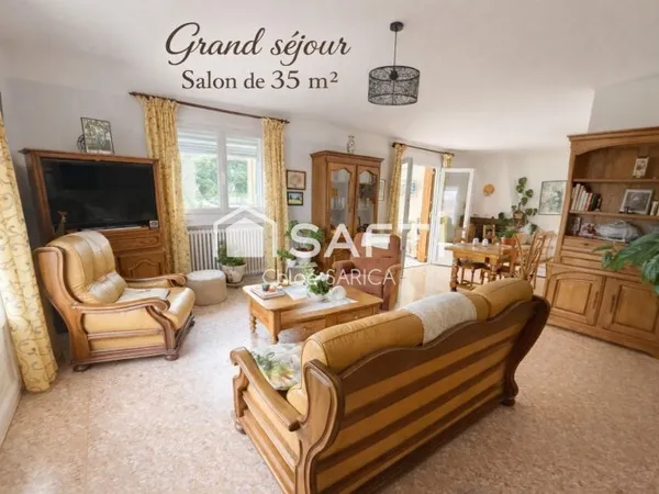 Maison avec piscine à Manosque, proche commerces, avec grand garage.