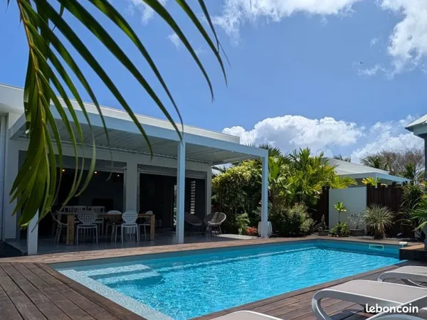 Maison 8 pièces 220 m²