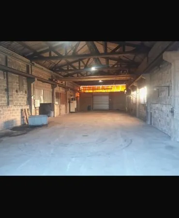 Local d’activité et entrepôt Location Carling  250m² 900€