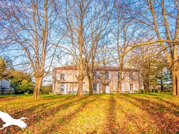 Domaine de 7 pièces principales