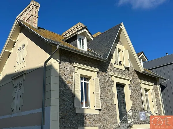 A VENDRE - MAISON DE MAITRE DE 150 M² A RENOVER - QUARTIER HIPPODROME - 35400 SAINT-MALO