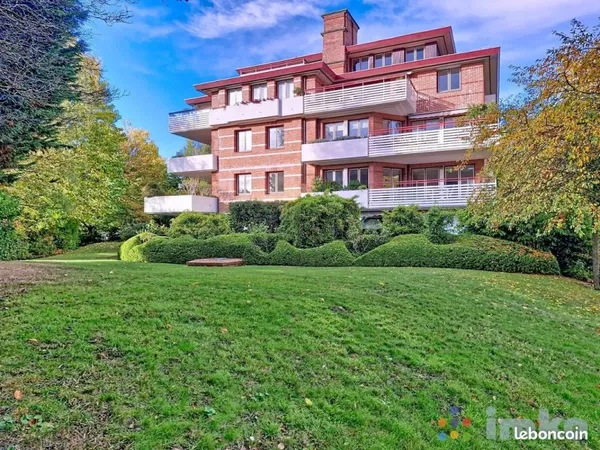 Appartement 3 pièces 109 m²
