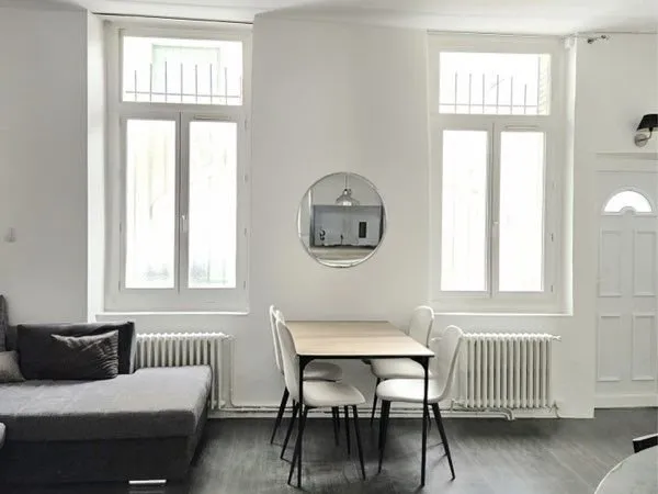 💛 Coup de coeur - Maison de ville F3 meublée, rénovée - Proche Arènes