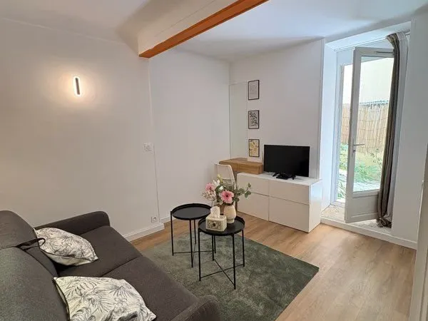 Studio meublé 25 m² + extérieur 20 m² - Nice centre