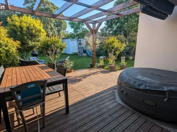 Maison familiale de 125 m² rénové, Casselardit